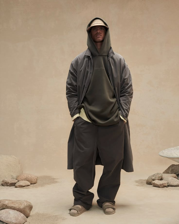 Minimal Streetwear, Kids Tank Tops, Relaxed Trousers, Running Vest, Fear Of God Essentials, Fisherman Sweater, Next Fashion, Fall Essentials, Fear Of God