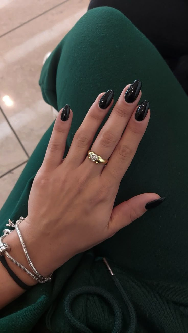 Black Nail Almond Shape, Glossy Black Almond Nails, Black Medium Almond Nails, Plain Black Almond Nails, Simple Black Almond Nails, All Black Almond Nails, Short Black Almond Acrylic Nails, Black Almond Shape Nails, Short Black Almond Nails Designs