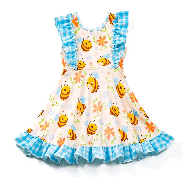 This bee & gingham printed dress is made of 95% polyester and 5% spandex, offering a comfortable and flexible fit for your little girl. The ruffle hem adds a playful touch to the classic design. Perfect for any occasion. Happy Dresses, Teal Dress, Bee Happy, Gingham Print, Cats Meow, Printed Dress, Ruffle Hem, Hair Bow, Hair Bows