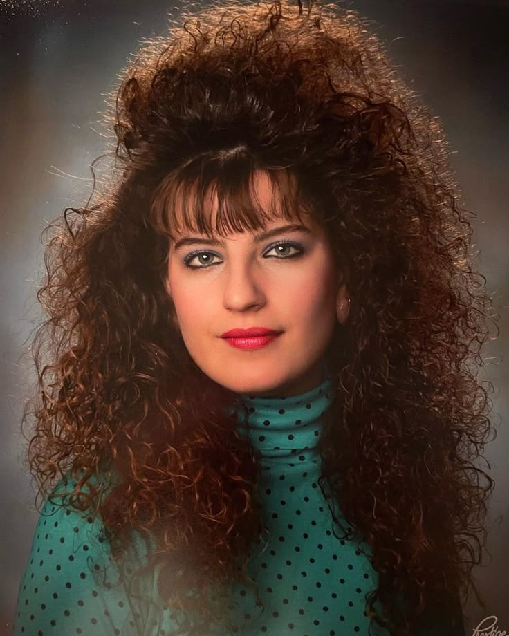 Krimped Hairstyles 80s, 1980s Curly Hair, 90s Quinceanera, 1980s Hairstyles For Long Hair, 80s Fashion Hairstyles, Blonde Hair 90s, 80s Perm, Rock And Roll Hairstyles, 80s Big Hair