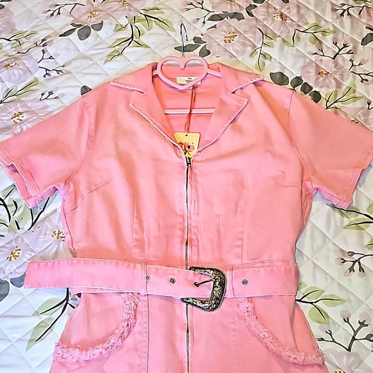 Brand New, Never Been Worn,Pink Denim Rodeo Dress From Boot Country, Size M Pink Fitted Dress With Pockets, Pink Fitted Dresses With Pockets, Fitted Pink Dresses With Pockets, Pink Denim Dress, Pink Denium Dress, Pink Button-up Mini Dress For Spring, Retro Pink Dress With Button Closure, Rodeo Dress, Vintage Pink Dress With Button Closure