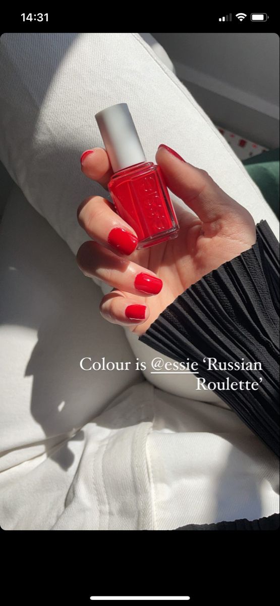 Essie Russian Roulette, Essie Red Nail Polish, Essie Colors, Pink And Red Roses, Russian Red, Russian Roulette, Red Nail Polish, Girl Soft, Feminine Romantic