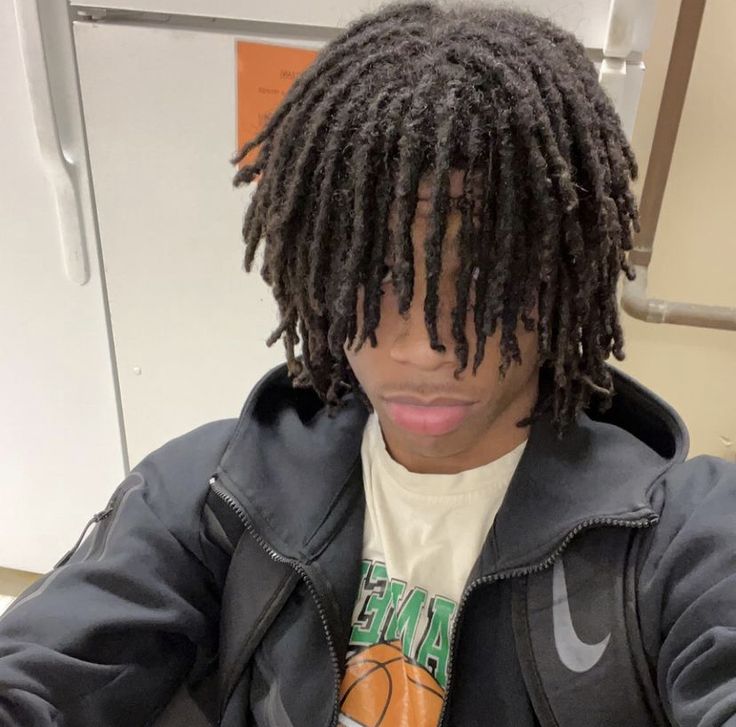 Dreads Inspo Men, Hightop Dreads Men, African American Man Hairstyles, Locs Hairstyles For Man, Dread Black Man, Dread Inspo Men, Dreads No Middle Part Men, Dreads Pigtails Men, Dreads Men Black