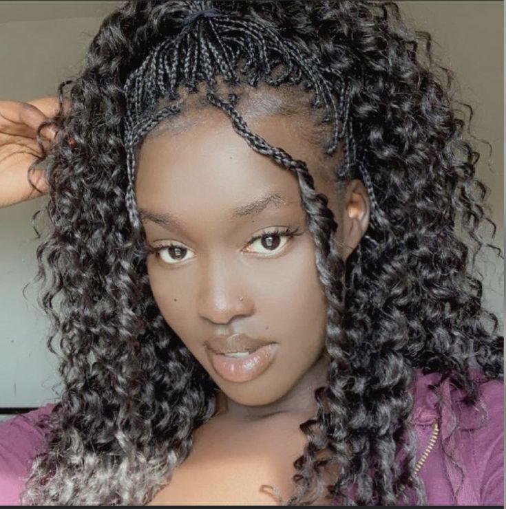 Pick And Drop Short Braids, Short Pick And Drop Braids, Pick And Drop Braids Curls Short, Shoulder Length French Curl Braids, Curly Pick And Drop Braids, Short Goddess Braids Shoulder Length, Boho Bob French Curl Braids, Braided Bob Curly Ends, Pick And Drop Braids Hairstyles