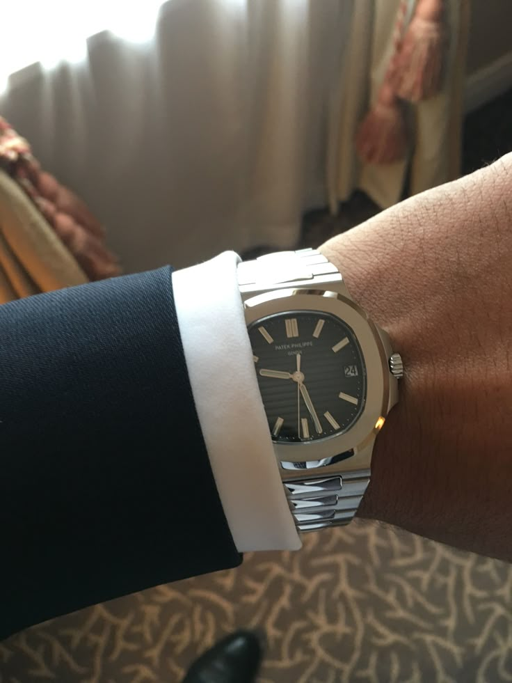 Patek Watches Men, Watches Aesthetic Men, Patek Philippe Aesthetic, Patek Philippe Watches Men, Philippe Patek, Patek Watches, Gentleman Lifestyle, Movado Watch, Fancy Watches