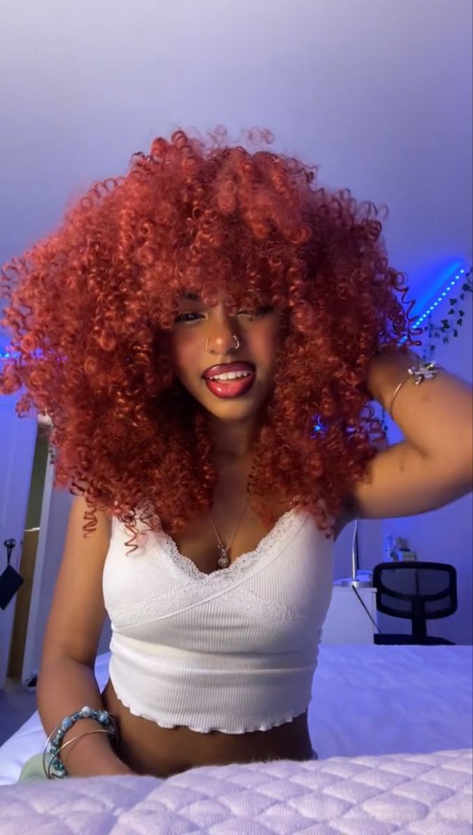 College Hairstyles, Straightening Natural Hair, Curly Fro, Dyed Curly Hair, Peekaboo Hair, Hair Color Streaks, Bright Red Hair, Colored Curly Hair, Girls Natural Hairstyles