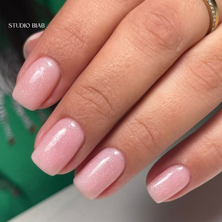 Pink Glitter Shellac Nails, Neutral Nails With Small Design, Pink Glitter Biab Nails, Pale Pink Biab Nails, Square Acrylic Nails Pink Glitter, Natural Pink Glitter Nails, Light Pink Biab Nails, Light Pink Nails Sparkle, Nails Gelx Ideas