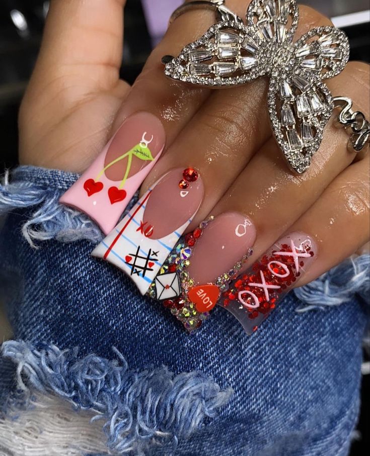 #valentinesday #vday #valentines #ducknails #vdayducknails #nailart #ducknaildesign Duck Tips, Beginner Nail Tech, Vday Nails, Acrylic Nail Set, Long Acrylic Nail Designs, Duck Nails, Colored Acrylic Nails, Work Nails, Glow Nails