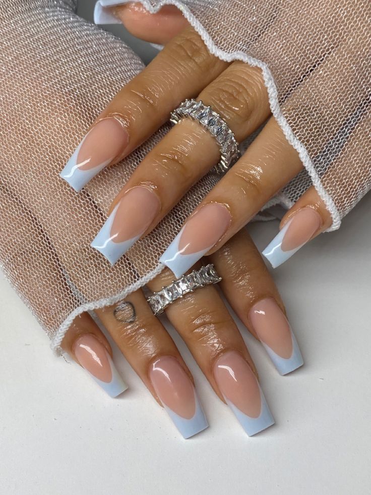 Baby Blue Acrylic Nails, Blue Prom Nails, Blue And White Nails, Blue Coffin Nails, Baby Blue Nails, Nagellack Trends, Formal Nails, Blue Acrylic Nails, French Tip Acrylic Nails