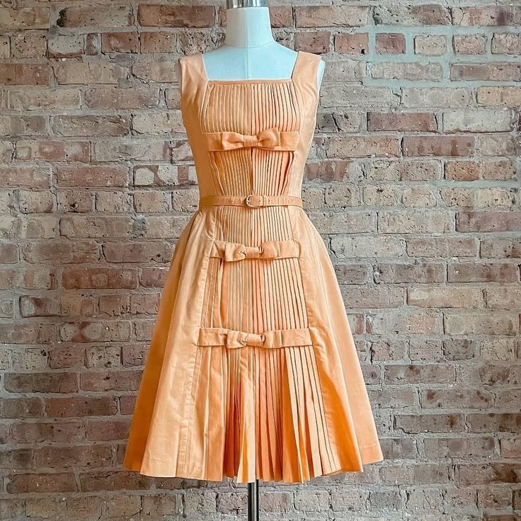 1950s Cocktail Dress, Tulle Underskirt, Tea Length Dress, Chemise Dress, Peach Tea, Tea Length Dresses, 50s Dresses, Wiggle Dress, Tea Length