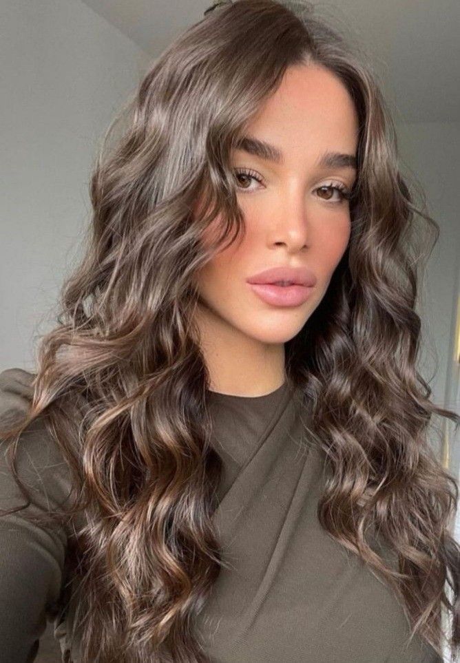 Cool Tone Brown Hair, Gorgeous Brown Hair, Light Chocolate Brown Hair, Ash Brunette, Brown Hair Inspiration, Ash Brown Hair Color, Rambut Brunette, Light Ash Brown, Haircut Inspo