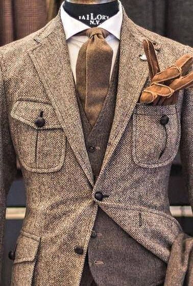 British Street Style, Mens Tweed Suit, Herren Style, Classy Suits, Designer Suits For Men, Mens Fashion Classic, Traje Casual, Fashion Suits For Men, Mens Fashion Classy