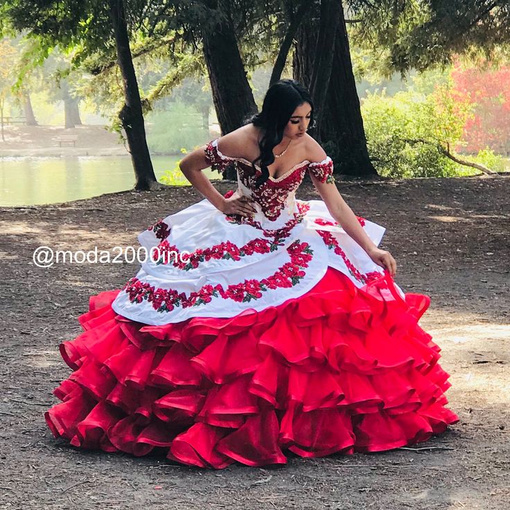 Book your appointment to say yes to your dream dress at Moda 2000👑 Instagram: @moda2000inc (714)774-7537 White Charro Quince Dress, White Charro Quinceanera Dresses, Quinceanera Dresses Mexican, Charro Quince, White Quince, White Quinceanera Dresses, Mexican Quinceanera Dresses, Charro Quinceanera Dresses, Quince Dresses Mexican