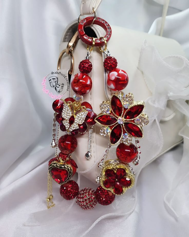 Red flower! #sadgirlcreations #pursecharm #cuteaccessories #omgcute #support #smallbusiness #bigdreams #red #prettybeads #fancy #girly Mobile Boutique Ideas, Beads Accessories, Mobile Boutique, Manik Manik, Pretty Beads, Boutique Ideas, Phone Strap, Bag Chain, Beaded Accessories