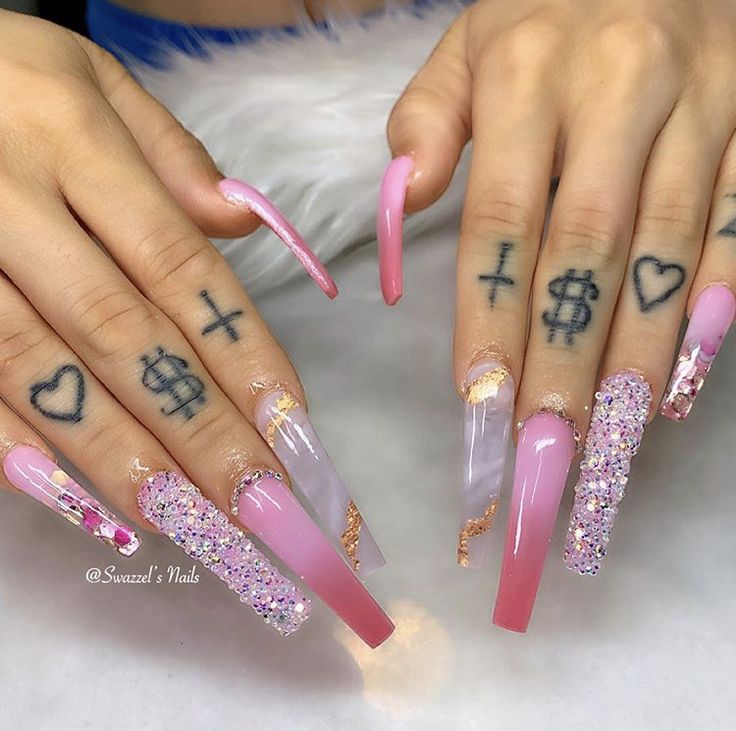 Long Pink Acrylic Nails, Long Acrylic Nail Designs, Drip Nails, Cute Acrylic Nail Designs, Long Acrylic Nails Coffin, Exotic Nails, Coffin Nails Long, Long Square Acrylic Nails, Bling Acrylic Nails