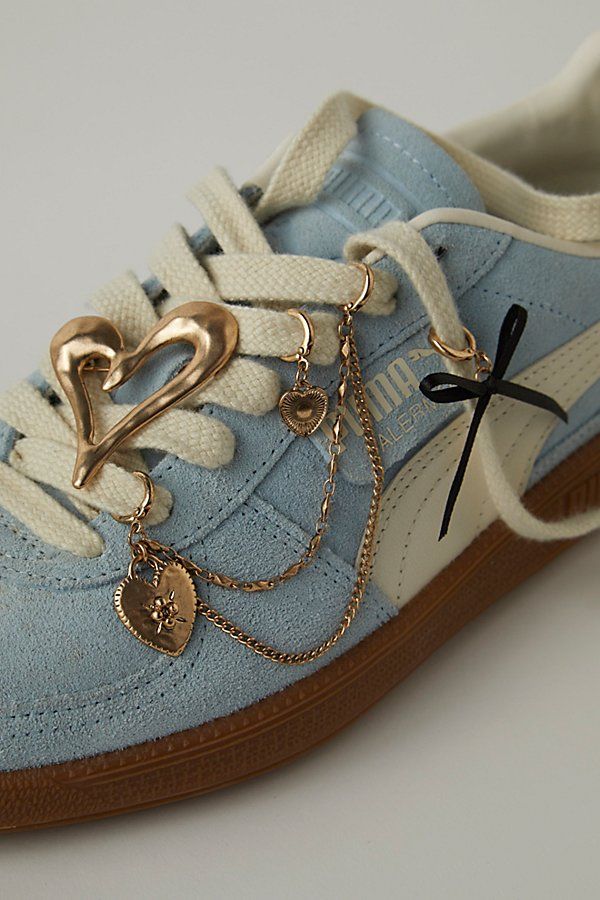 Add a little something special to your shoe game with this set of charms featuring dangly details, drapey chains, and defined pins for the perfect finishing touch. | Shoe Charm & Pin Pack by Free People Bottom Of Shoes Reference, Cool Shoelaces, Girly Tennis Shoes, 2008 Shoes, Shoe Charm Ideas, Lace Shoe Laces, Cute Shoes Outfits, Shoes Trends, Dream Shoe Collection