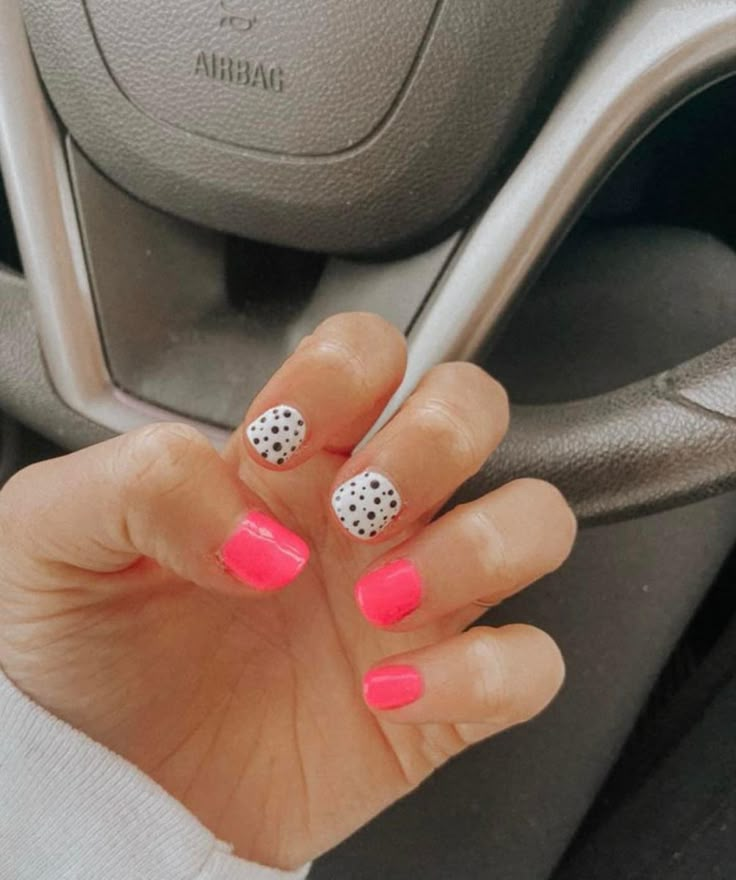 Bright Polka Dot Nails, Pink And White Pokadot Nails, One Color Dip Nails, Hot Pink Gel Nails Short Design, Pink Spring Nails Short, Hot Pink Black And White Nails, Bright Dip Nails For Summer, Dalmation Print Nails, Summer Pink Nails Design