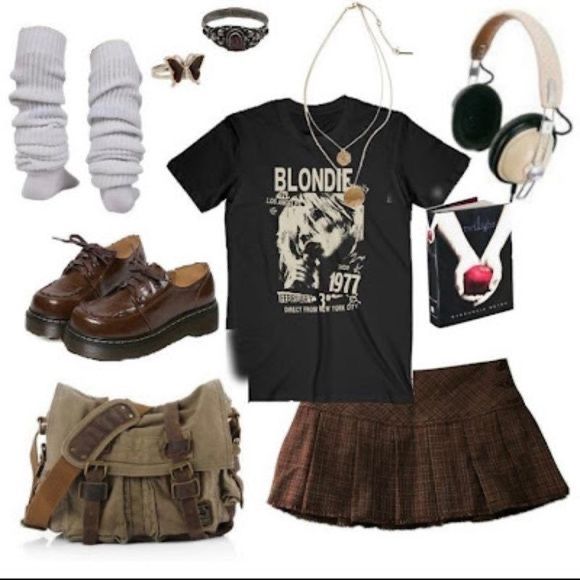 Outfit Inspo Thrift, Look Grunge, Insurance Coverage, 90s Grunge, Swaggy Outfits, Alternative Outfits, Soft Grunge, 2000s Fashion, Mode Vintage