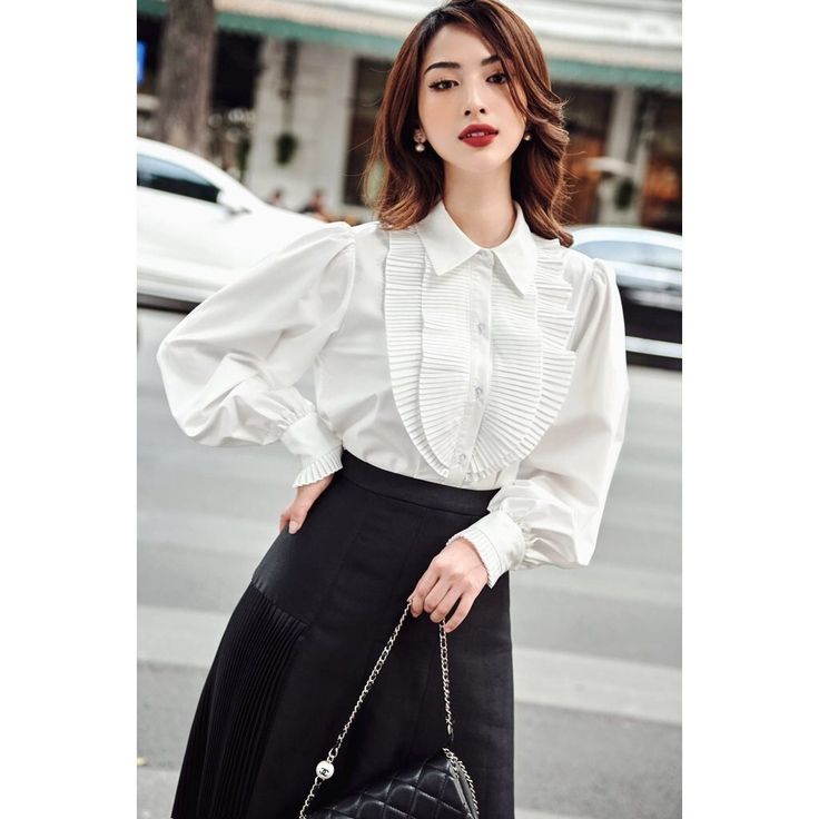 Of White Dress, Shirt With Ruffles, White Linen Top, Ladylike Style, Poplin Blouse, Blouse Cotton, The Office Shirts, Fabric Suppliers, Shirt Model