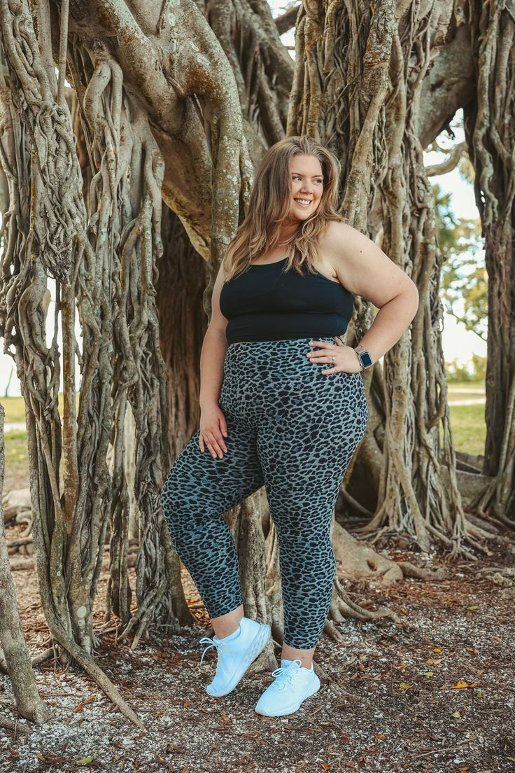 Discover the sensation of pure comfort with our Ann leggings. Their buttery softness and lightweight design make them a dream to wear. These leggings are designed to provide peace of mind. They won't roll down, and they're completely non-see-through, so you can focus on what matters most. Sizing tip: True to size Made of 92% Polyester and 8% Spandex Night Workout, Focus On What Matters, What Matters Most, Workout Sets, Girl Next Door, Top Sales, Bra Cups, Second Skin, Feel Confident