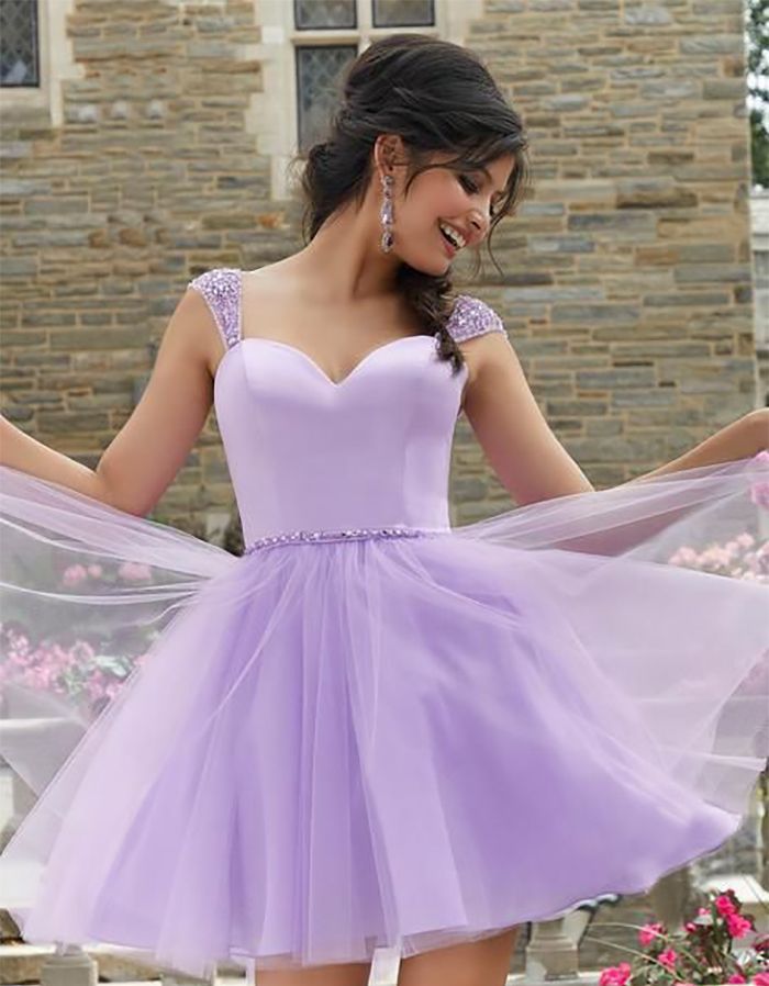 Si vas a ser una Quinceañera en color lila estos 10 vestidos te van a encantar ya que son perfectos para unos 15 años lilas. #15AñosLila #VestidosLila15Años Quinceanera Dresses Damas, Vestido Color Lila, Purple Quinceanera, Purple Quince, Damas Dresses, Quince Stuff, Tulle Cocktail Dress, Quincenera Dresses, Party Dress Inspiration