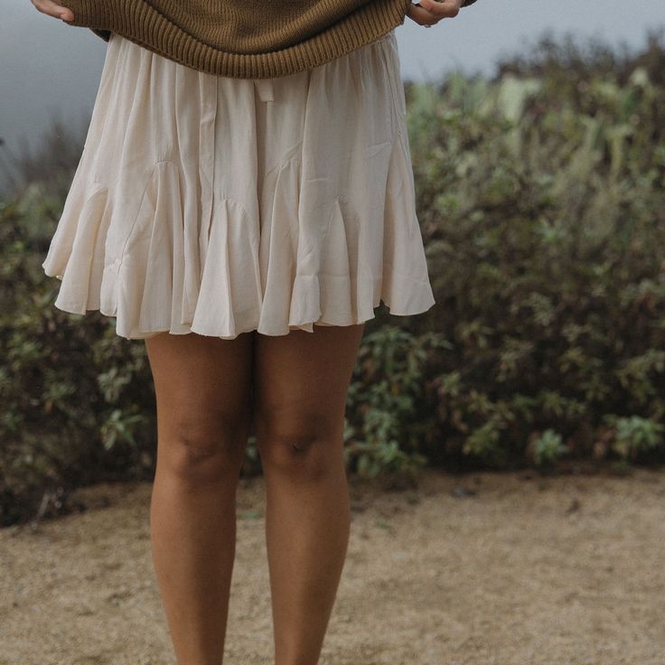 Light Pink Never Worn Flowy Skirt Casual Flowy Skirt For Day Out, Pink Flowy Skirt, Flowy Skirt, Light Pink, Womens Skirt, Womens Sizes, Skirt, Like Button, Pinterest Likes