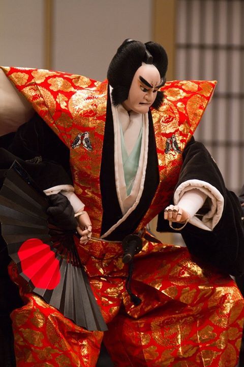 Japanese Puppets Bunraku | Japanese traditional puppet theater, Bunraku 文楽 | Beautiful ... Traditional Japanese Clothing, Hina Dolls, Doll Japan, Turning Japanese, Geisha Art, Japanese Clothing, Puppet Theater, Japanese Geisha, Japan Culture