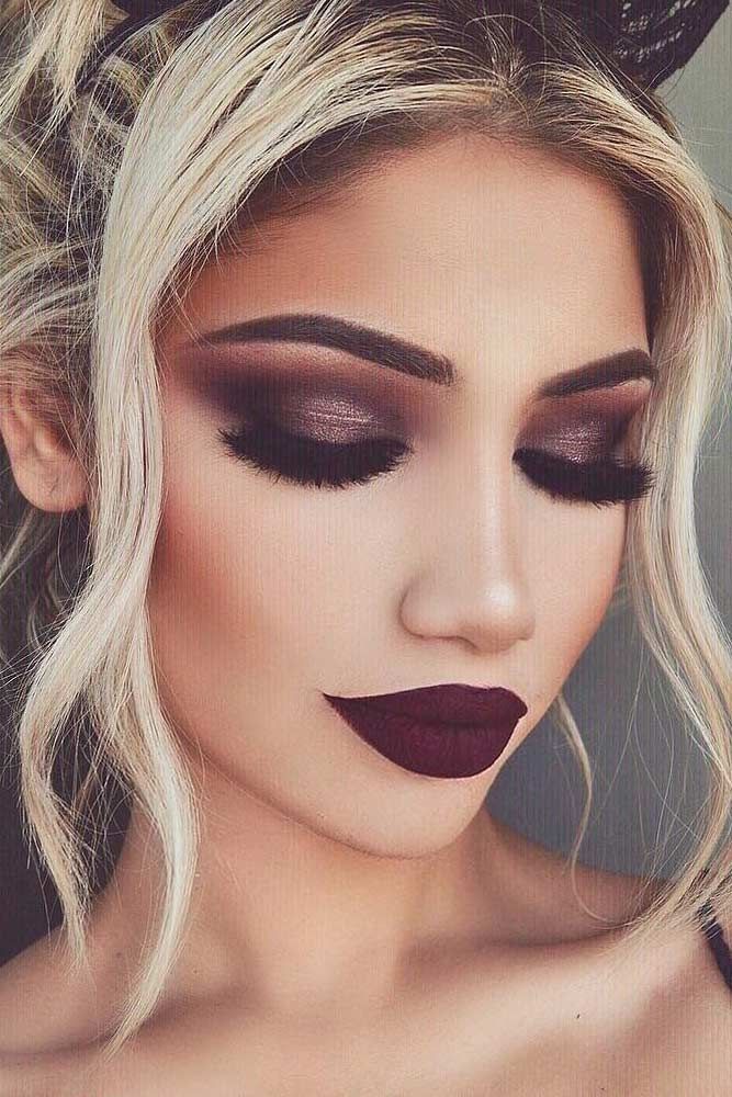 The following article will give you helpful makeup tips so you can achieve that super sexy look on Valentine’s Day and turn heads wherever you go. Dark Lipstick, Dark Makeup, Wedding Makeup, Makeup Tips, Blonde Hair, Makeup Looks, A Woman, Blonde, Makeup