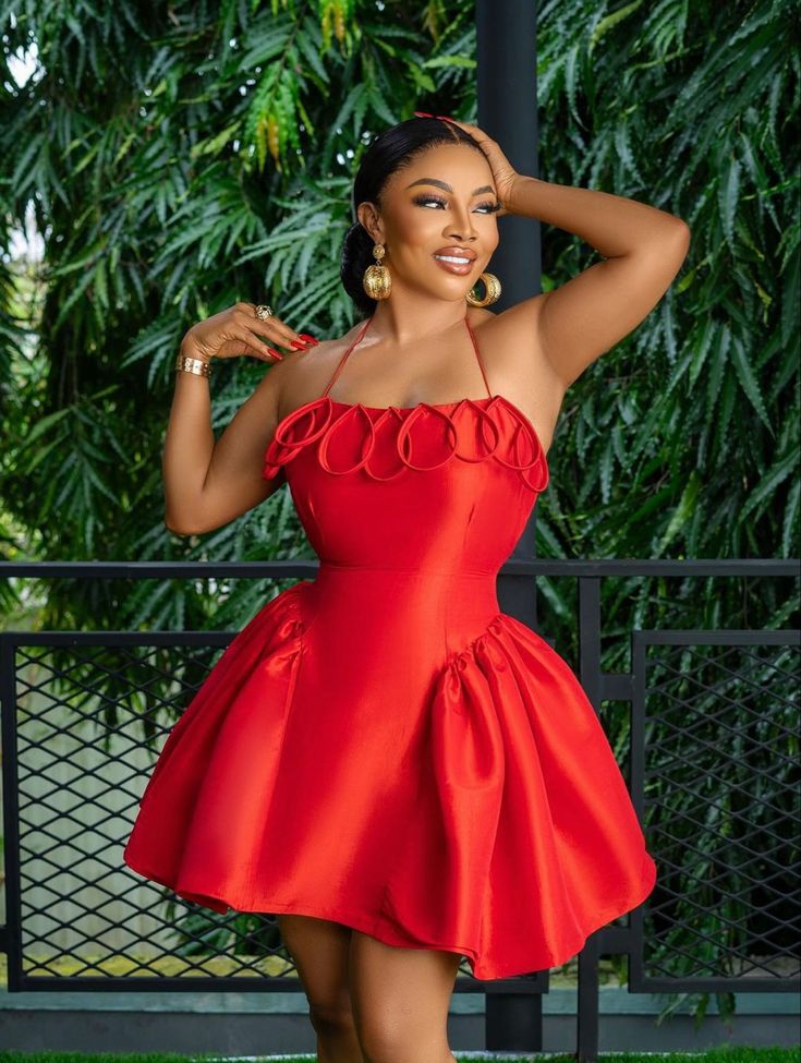 Toke Makinwa, Best Casual Dresses, Classy Short Dresses, Chic Dress Classy, Cute Short Dresses, African Wear Dresses, Dinner Dress Classy, Cute Dress Outfits, African Fashion Women Clothing