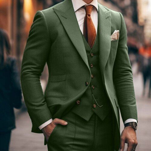 Deep Green Tuxedo Wedding, Green Tux Groomsmen, Green Summer Suit Men, Enchanted Forest Groom Attire, Lord Of The Rings Wedding Suit, Mexican Wedding Suit, Sage Green Tuxedo Wedding, Velvet Mens Suit, Green Copper Wedding