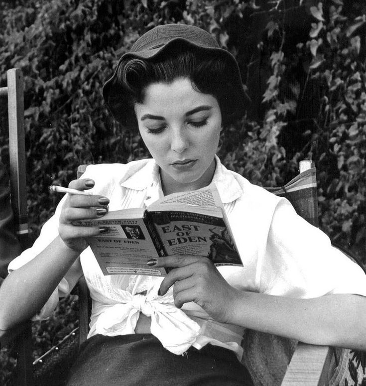 Celebrities reading! 🌟 What's your favorite book? ___________________________________ My fav's "Crime and Punishment" by Fyodor Dostoevsky"… Famous People Reading, Celebrities Reading, Girls Reading, East Of Eden, Women Reading, Fyodor Dostoevsky, People Reading, Interracial Relationships, John Steinbeck