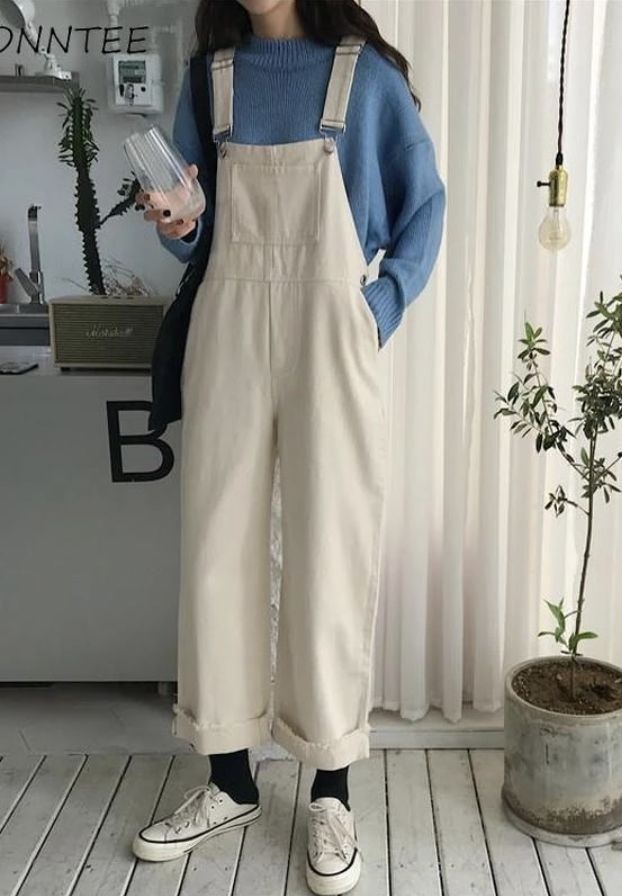 Casual Ulzzang, Cute Overall Outfits, Streetwear Korean, Jumpsuits Women, Overall Outfit, Trendy Dress Outfits, Tomboy Style Outfits, Top Trending, 가을 패션