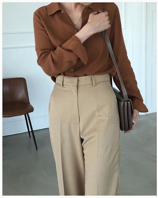 Outfit Minimalista, Daily Dress Me, Casual Chique Stijl, Look 80s, Minimalist Moda, Late Summer Outfits, Badass Outfit, Brown Shirt, Summer Outfit Inspiration