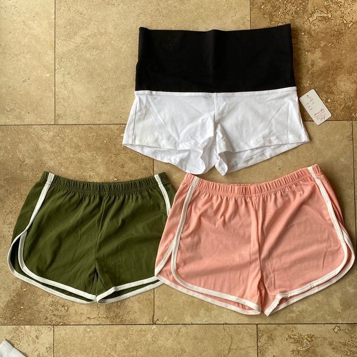 Brand New With Tags Three Cotton Shorts Size S Zara For Exposure Cheap Zara Cotton Shorts, Affordable Zara Shorts For Day Out, White Stretch Athletic Shorts For Summer, White Stretch Summer Athletic Shorts, White Summer Cotton Athletic Shorts, White High-waisted Athletic Shorts For The Beach, White High-waisted Athletic Shorts For Beach, Zara White Beach Bottoms, White Athleisure Bottoms For Summer