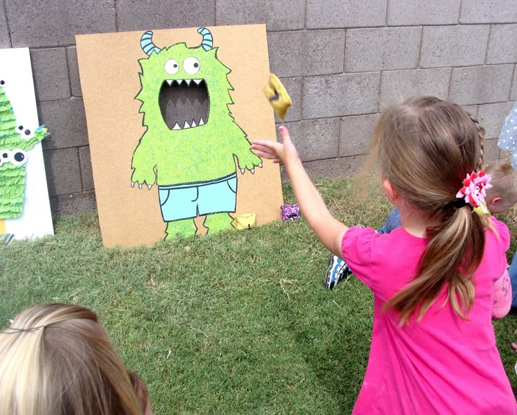 Monster Party: Use the monster in multiple ways... 1: Bean Bag Toss Game (Pin 1 of 2) Diy Carnival Games, Toddler Party Games, Carnival Games For Kids, Monster 1st Birthdays, Monster Inc Birthday, Diy Carnival, Bean Bag Toss Game, Toddler Parties, Monster Birthday Parties