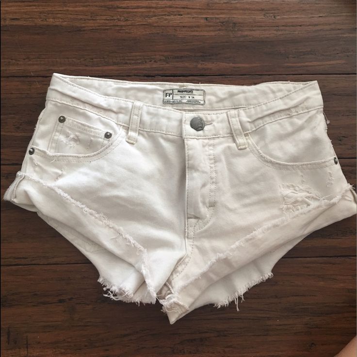 White Cutoff Free People Shorts, New Never Worn White Short Shorts, White Jean Shorts, Free People Shorts, Cruise Outfits, Cutoff Shorts, Mini Shorts, Cut Off Shorts, White Denim, Christmas List