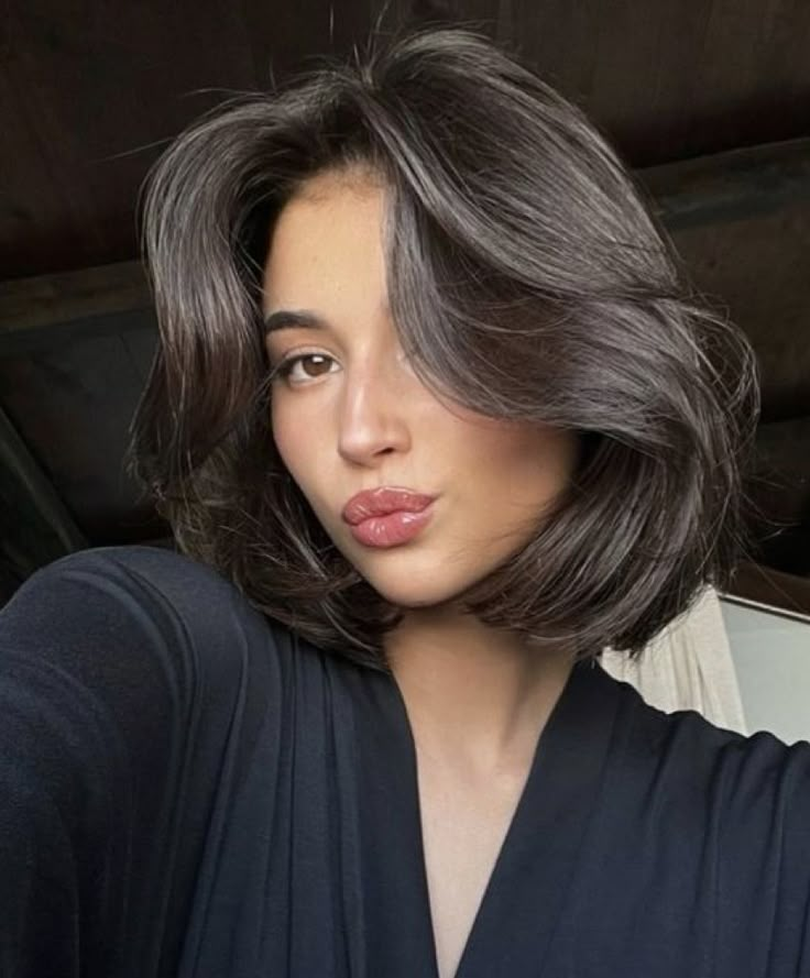 Feminine Bob Hairstyles, Shot Hair, Chicken Nugget, Hair Inspiration Short, Hairstyles For Layered Hair, Hair 2024, Blowout Hair, Bob Hairstyles For Fine Hair, Shot Hair Styles