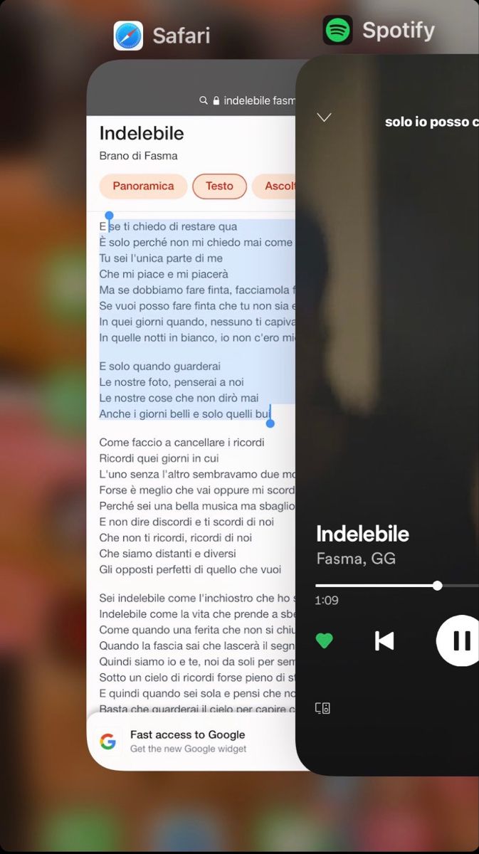 an iphone screen with the text indebbile in italian and english on it