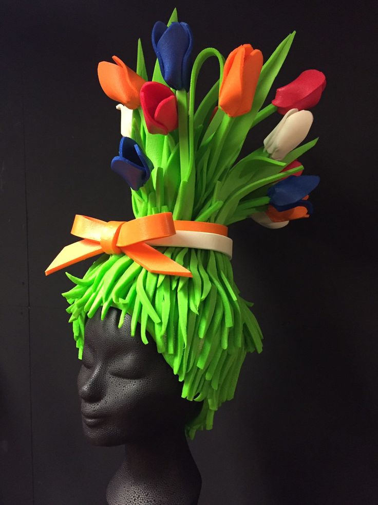 Foam wig inspired by Dutch tulips we designed and created this great wig! Fully Dutch Design! PLEASE ADD HEAD SIZE TO YOUR ORDER Costume Fleur, Foam Wig, Foam Wigs, Crazy Hat Day, Flower Costume, Hat Day, Easter Hats, Crazy Hats, Funny Hats