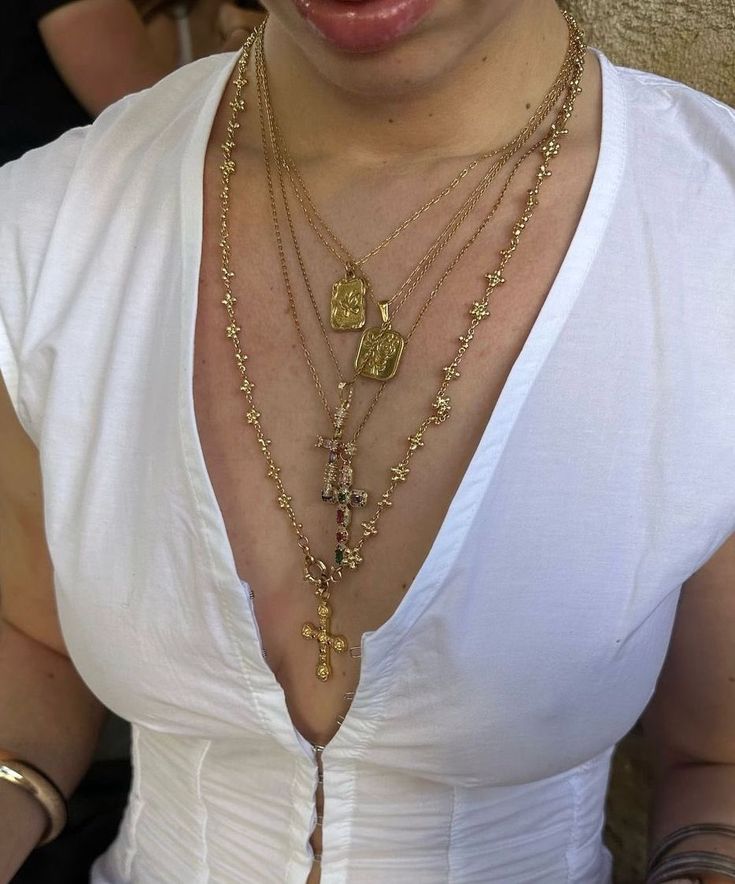 Jewelry Aesthetic Silver And Gold, Silver And Gold Necklace Layering, Enroute Jewelry, Gold Accessories Outfit, Layered Silver Necklaces, Cross Necklace Aesthetic, Jewelry With Wire, Gold Jewellery Aesthetic, Heal Myself