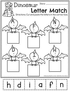 a printable worksheet for the letter f with pictures of bats and letters