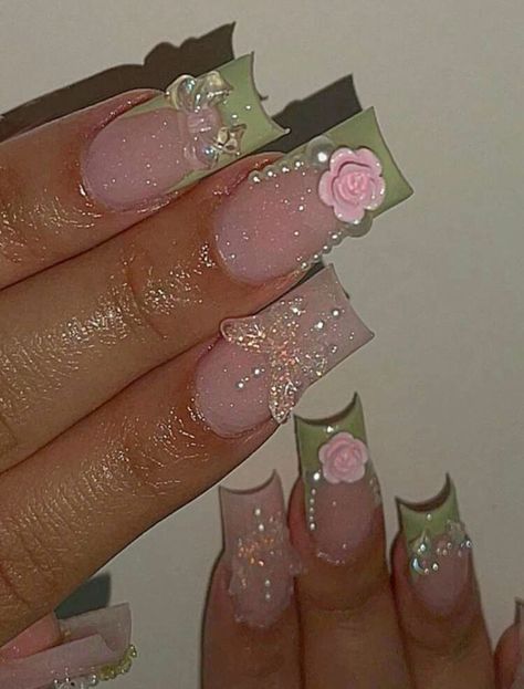 Short Cute Green Nails, Pink And Green Square Nails, Nail Inspo Sanrio, Simple Green Nail Designs, Nails Acrylic With Charms, Princess Nails Aesthetic, 3 D Flower Nails, Tiana Nails, Quince Nails Short