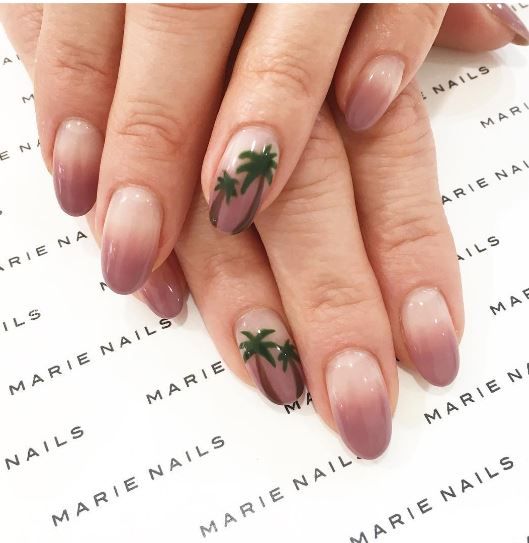 Trees Nail Art, Nails With Pictures, Tree Nail Designs, Palm Tree Nail Art, Marie Nails, Palm Nails, Negative Space Nail Art, Tree Nail Art, Palm Tree Nails