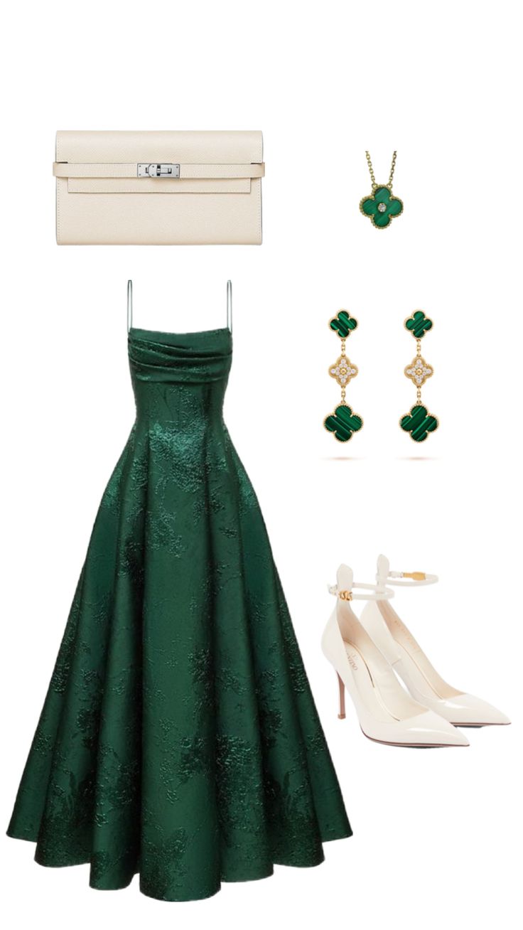 Green Spaghetti, Classy Prom Dresses, Prom Dress Inspiration, Cute Prom Dresses, Pretty Prom Dresses, Formal Party Dress, Grad Dresses, Glam Dresses, Formal Party