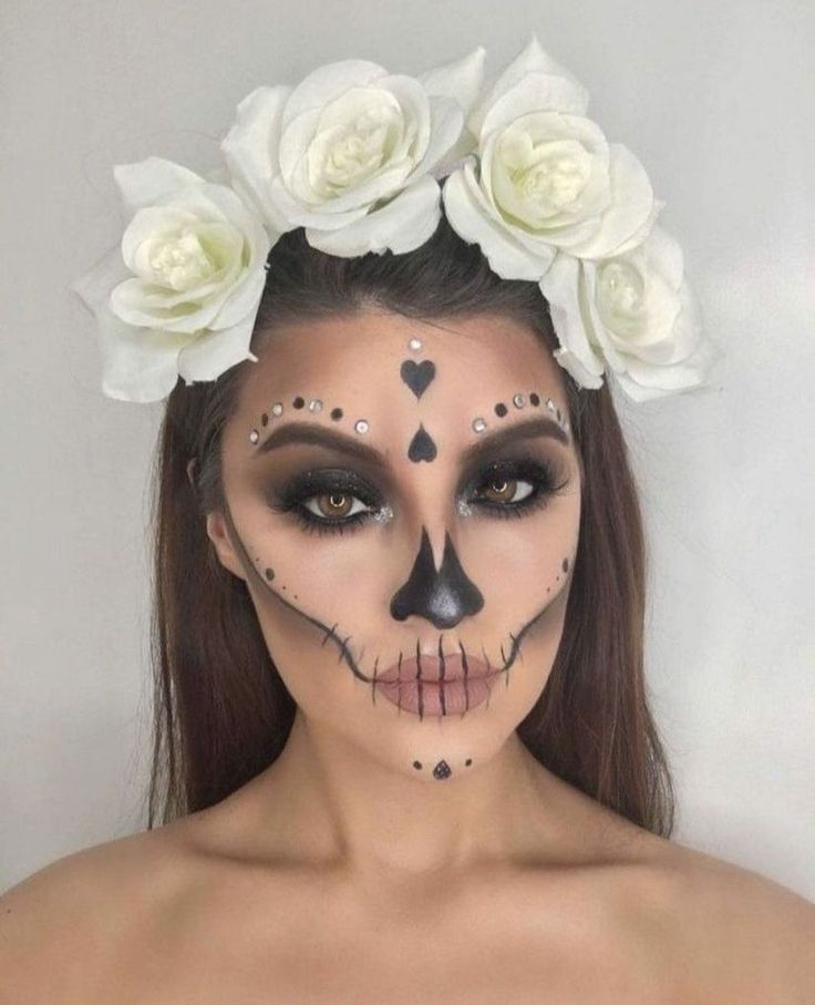 Dia De Los Muertos Outfit Ideas, Halloween Rhinestone Makeup, Simple Day Of The Dead Makeup, Catrina Makeup Easy, Day Of The Dead Makeup Easy, Catrina Costume Diy, Easy Catrina Makeup, Simple Catrina Makeup, Dia De Los Muertos Makeup Ideas