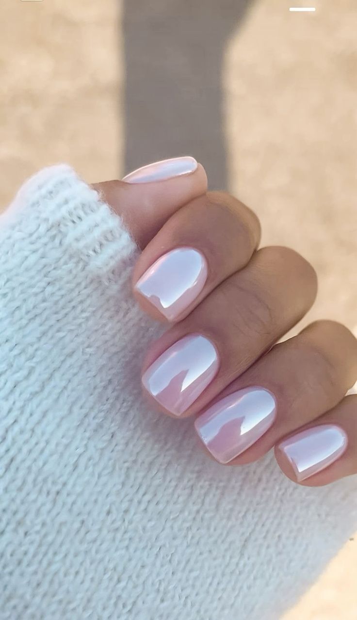 New Years Nail Designs Squoval, Squoval Tip Nails, Cute Summer Nails Dip Powder, Neutral Nails Acrylic Squoval, New Dip Nail Trends, Nude Squoval Nails, Neutral Nails Summer 2024, Squavol Nails, Unghie Nail Art