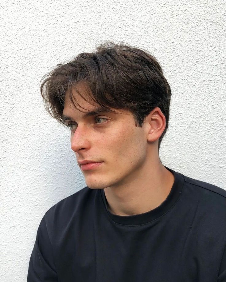 Clean Guy Haircut, Guys Middle Part Haircut, Curtains Men Haircut, 40 60 Haircut Men, Middle Part Guy Haircut, Men Hairstyles Middle Part, Male Hairstyles Middle Part, Ducktail Haircut Men, Men’s Middle Part Haircut Flow