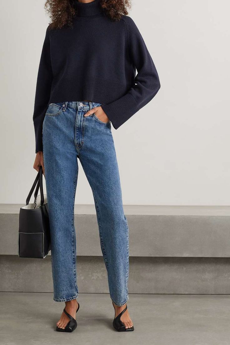 Turtle Neck Street Style, Blue Jean Outfits, Turtleneck Outfit, Turtleneck Style, Cashmere Turtleneck, Michael Kors Collection, Clothing Sets, Casual Denim, Denim Outfit