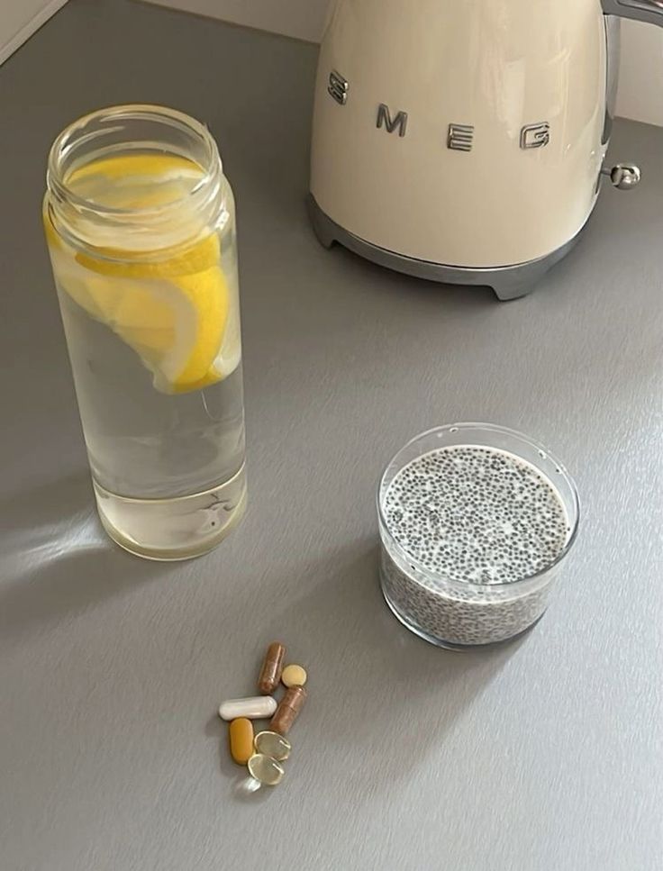 Clean Morning Routine, Drink More Water Aesthetic, Chia Lemon Water, Almond Daughter, Healthy Era, Winter Arc, Healthy Girl, Clean Girl Aesthetic, Healthy Lifestyle Inspiration