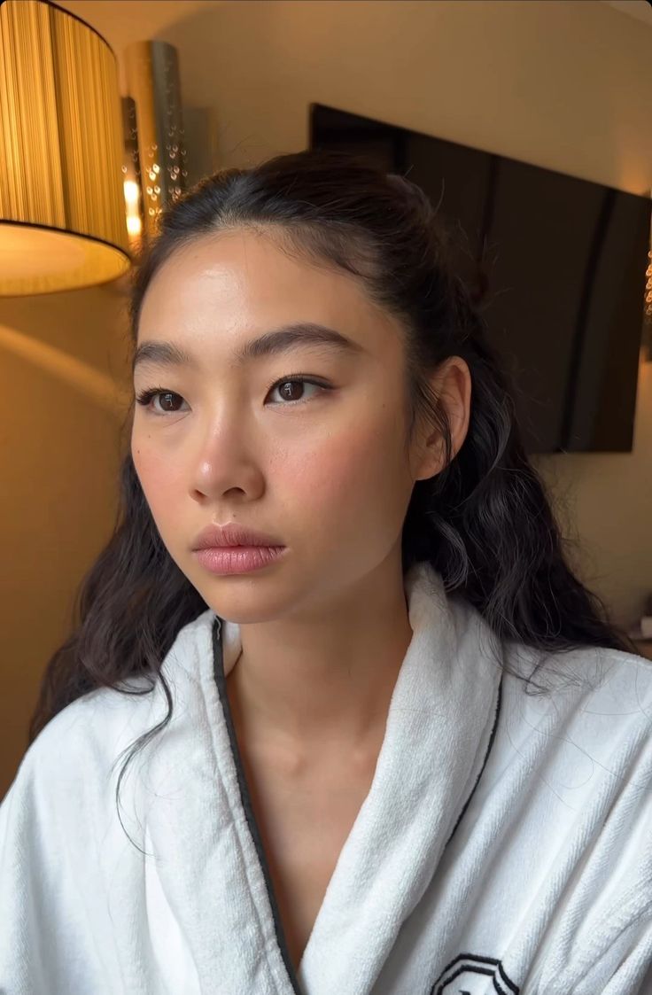 Asian Rhinoplasty Before After, Fresh Makeup Look Asian Natural, Nose Job Inspiration Natural, Flat Nose Asian, Asian Nose Job, Squid Game Aesthetic, Fresh Makeup Look, Jung Hoyeon, Game Aesthetic